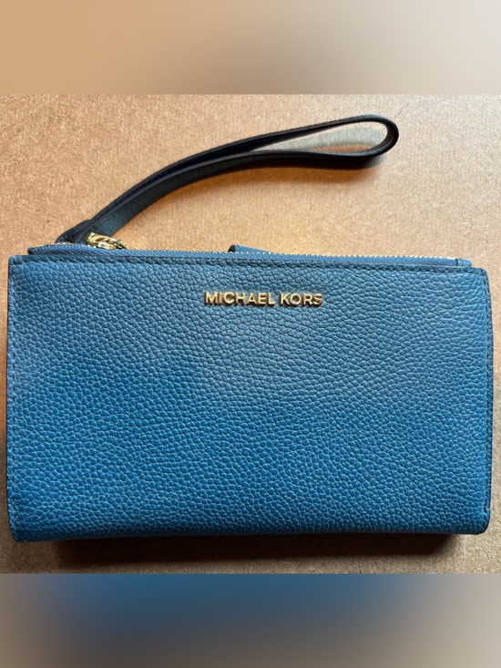 Michael Kors Handbags - Michael Kors Teal Pebbled Leather Wristlet with Gold Logo
